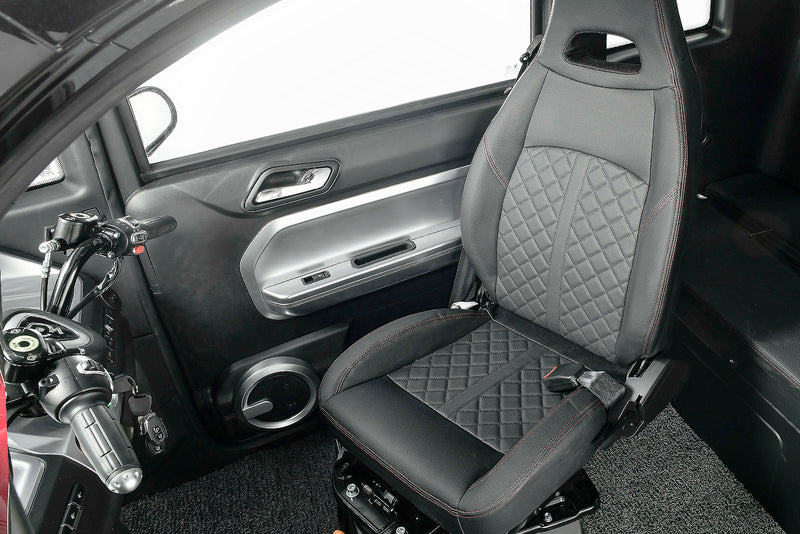 Load image into Gallery viewer, Geco Sera 2 V2 |2 personen | LED-display | Rijbewijs vrij | Elektrische ramen | Verwarming