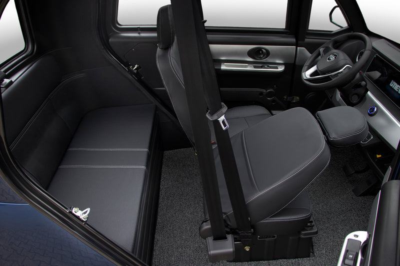 Load image into Gallery viewer, Geco E-GO EK4 | Scooter rijbewijs | Digitale Display Wide Screen | Glazen schuifdak | Elektrische ramen