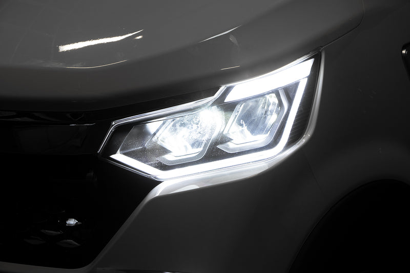 Load image into Gallery viewer, Geco Buena 2 | Rijbewijs Vrij | Achteruitrijcamera | Glazen schuifdak | Bluetooth