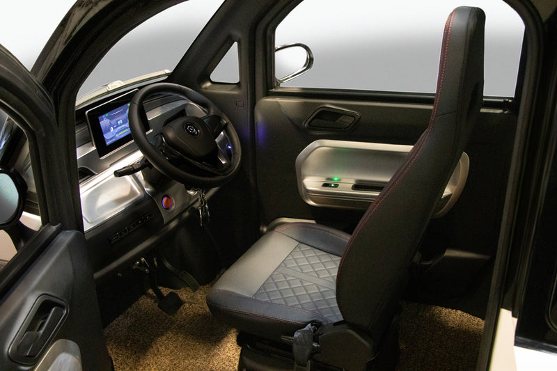 Load image into Gallery viewer, Geco Buena 2 | Rijbewijs Vrij | Achteruitrijcamera | Glazen schuifdak | Bluetooth