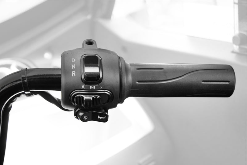 Load image into Gallery viewer, Geco Heavy truck | 45km/u Scooter-rijbewijs | Tot 200km actieradius | Bluetooth | Achteruitrijcamera |