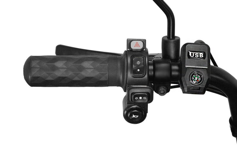 Load image into Gallery viewer, Geco Senio CX2 800W | Rijbewijs Vrij | Twee Persoons | Scootmobiel